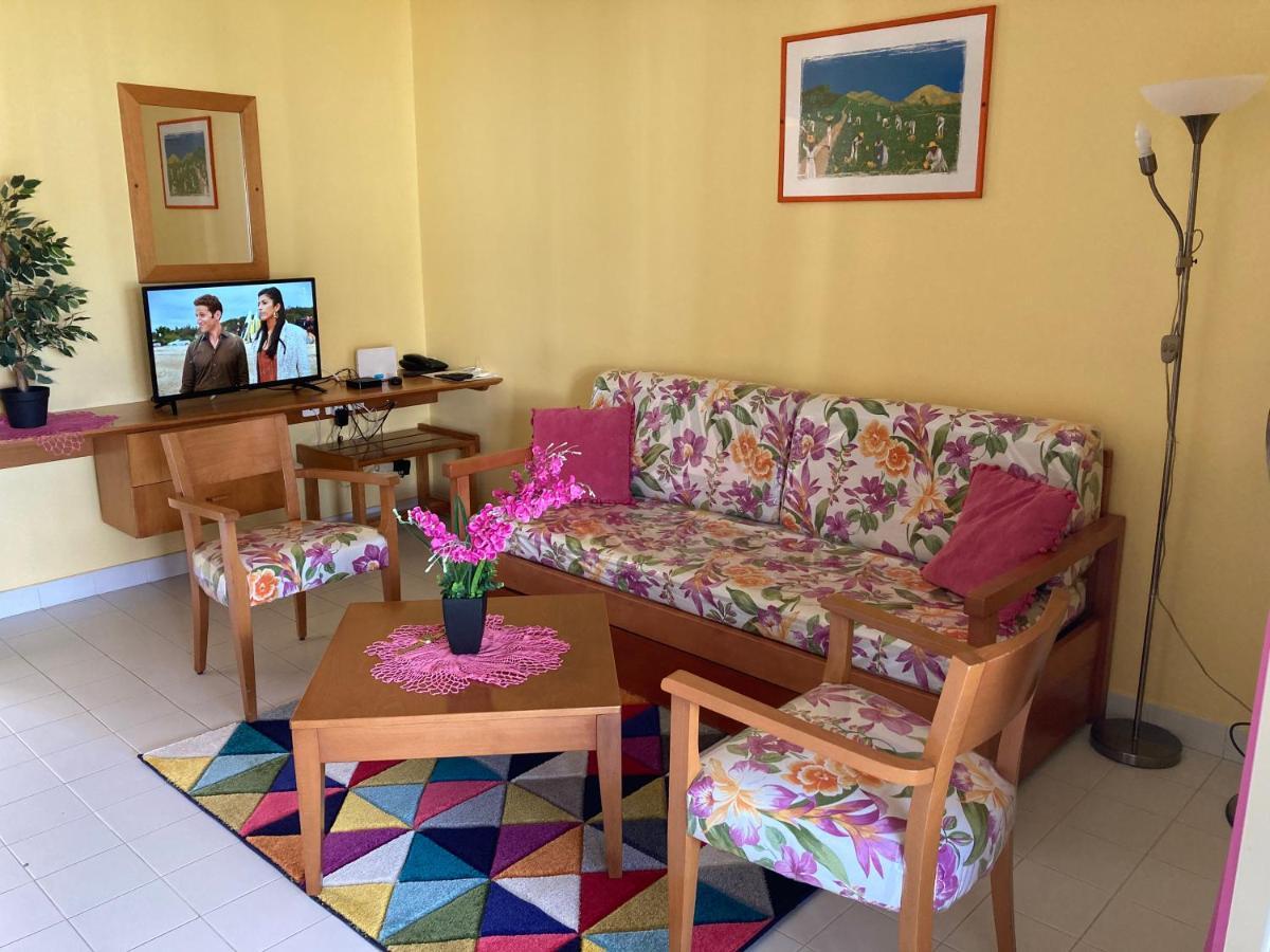 Appartement Arc En Ciel 3 Pieces Avec Acces Piscine Et Plage Saint-Francois  Exterior foto